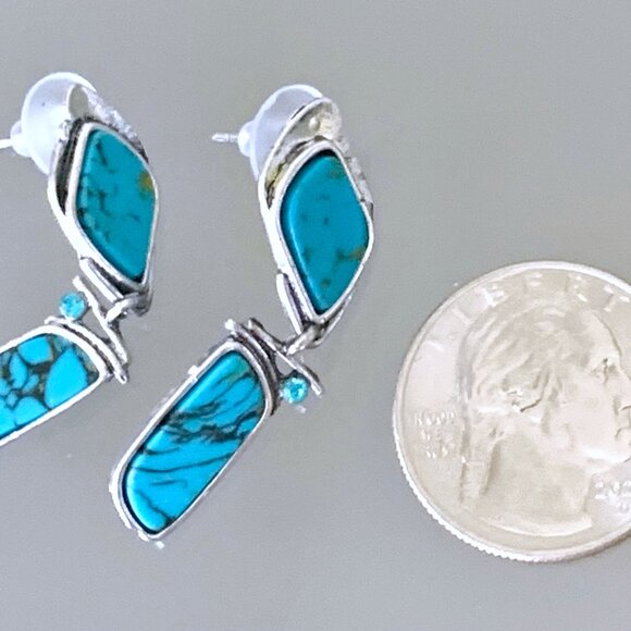 1 1/2"L Freeform Artsy Hinged Turquoise Stone Rhinestone Dangle Earrings New - Picture 4 of 4